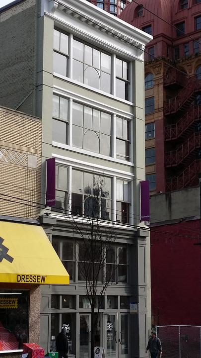 200 - 319 W Hastings St, Vancouver, BC