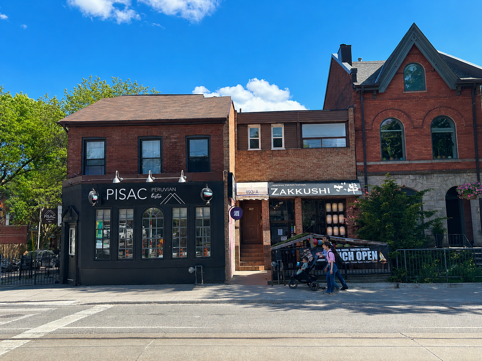 195 Carlton Street, Toronto, ON