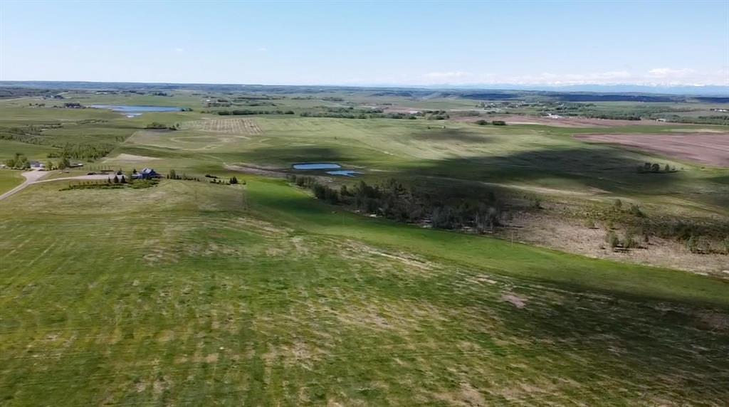 W-5,R-3,T-27,S-22, NW,SW - Lochend Road, Rocky View County, AB