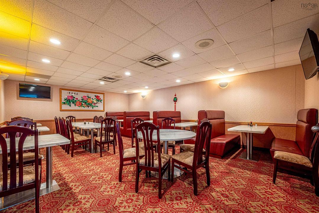 8986 Commercial Street, New Minas, NS