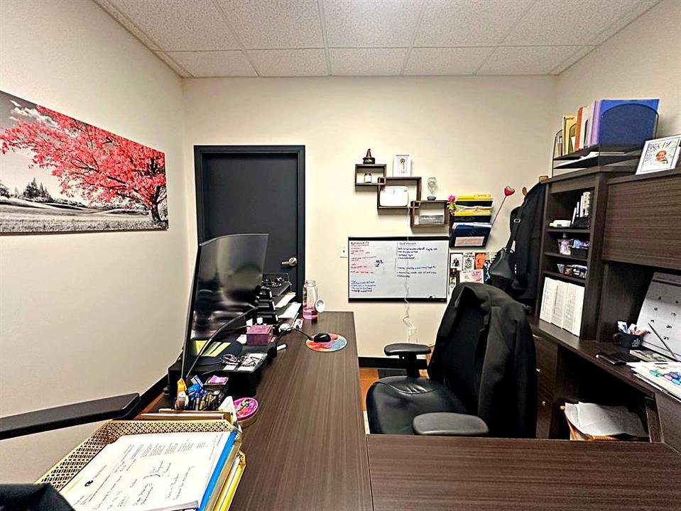 105 - 9904 Franklin Avenue, Fort McMurray, AB