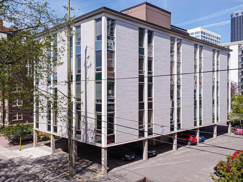309 Cooper Street, Ottawa, ON