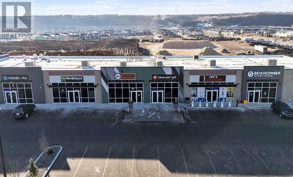 239 Griffin Road East, Cochrane, AB
