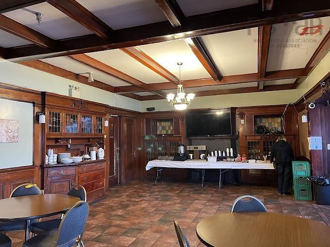 100 Kings Road, Sydney, NS