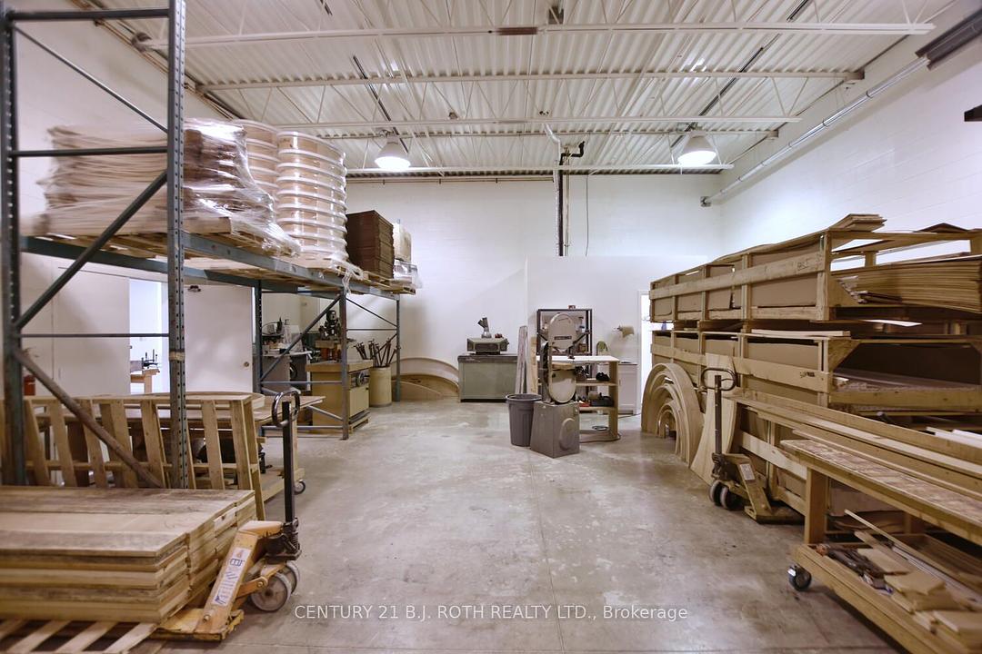 240 9th Avenue East, Owen Sound, ON