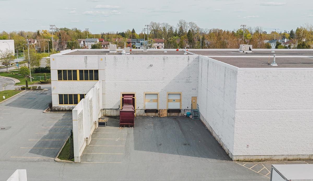 215 Avenue du Voyageur, Pointe-Claire, QC