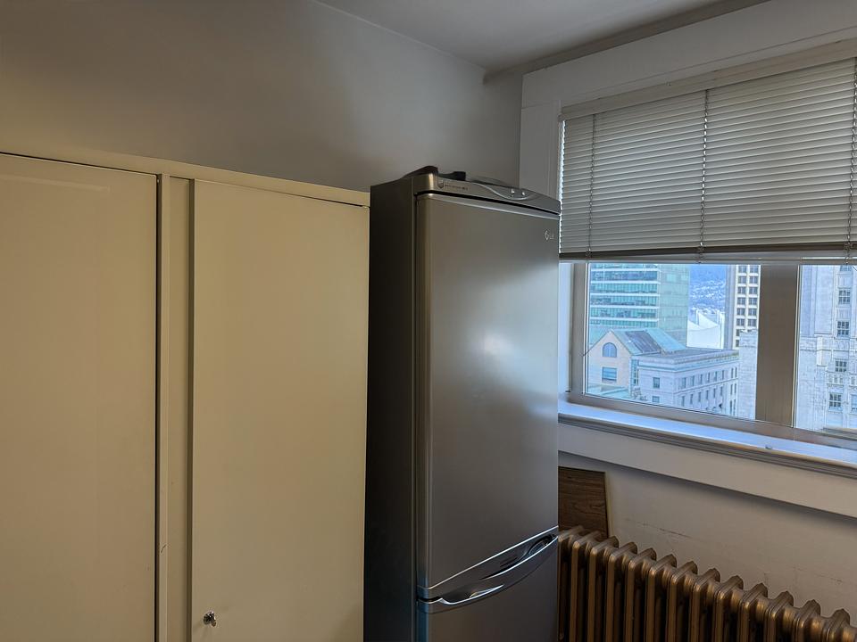 1124 - 470 Granville Street, Vancouver, BC