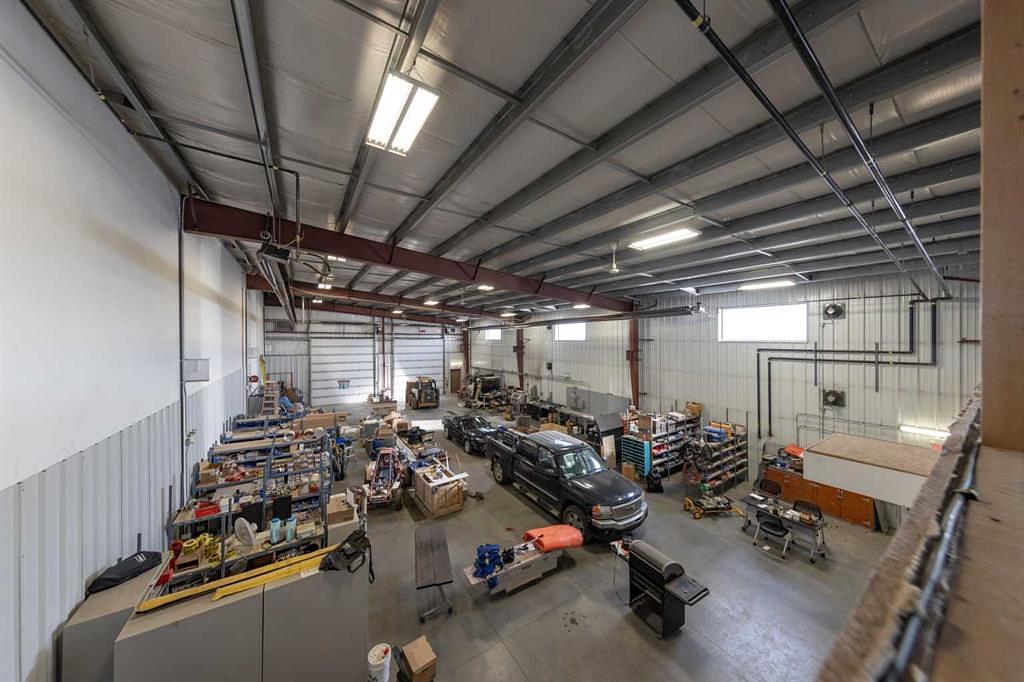 7156 56 Street, Lloydminster, AB