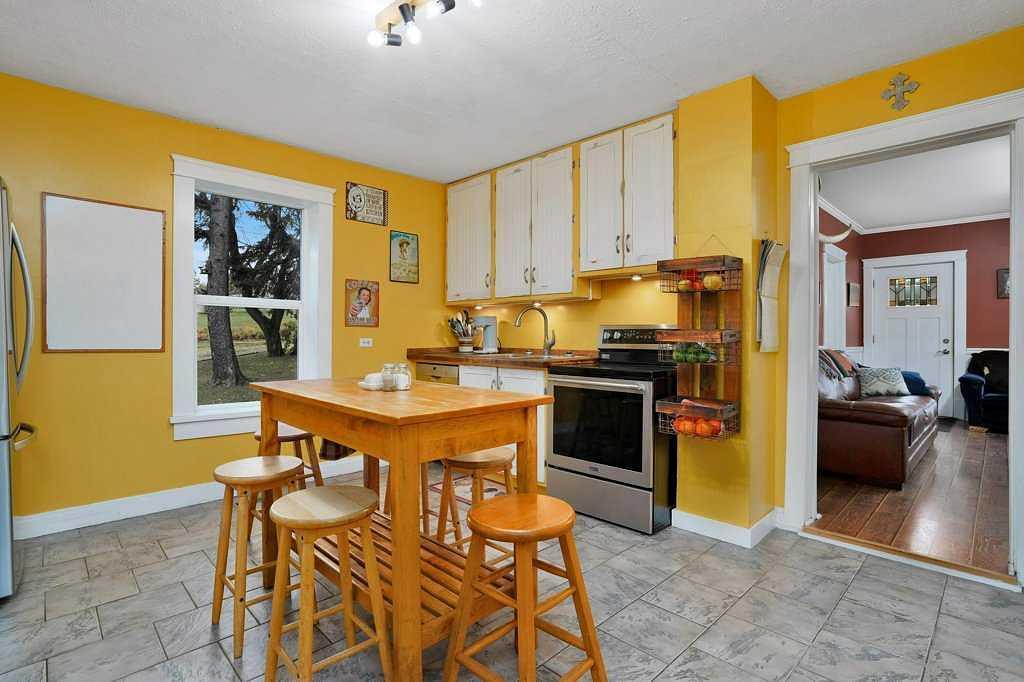 39212A - Highway 766, Red Deer County, AB