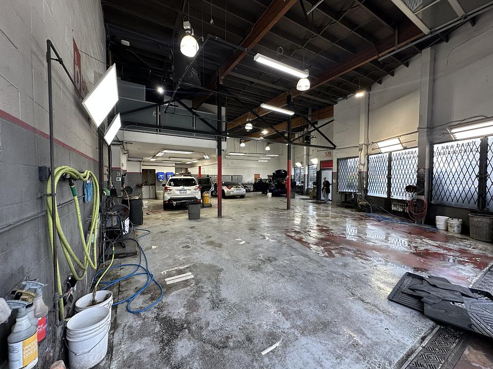 5 - 820 Marine Drive, North Vancouver, BC
