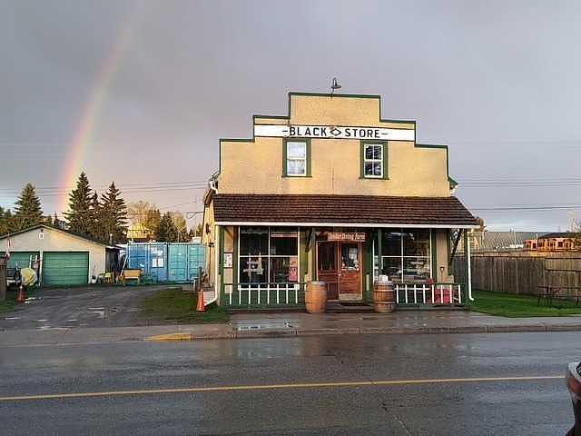 206 Government Road South, Diamond Valley, AB