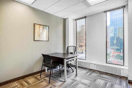 116 Albert St, Ottawa, ON