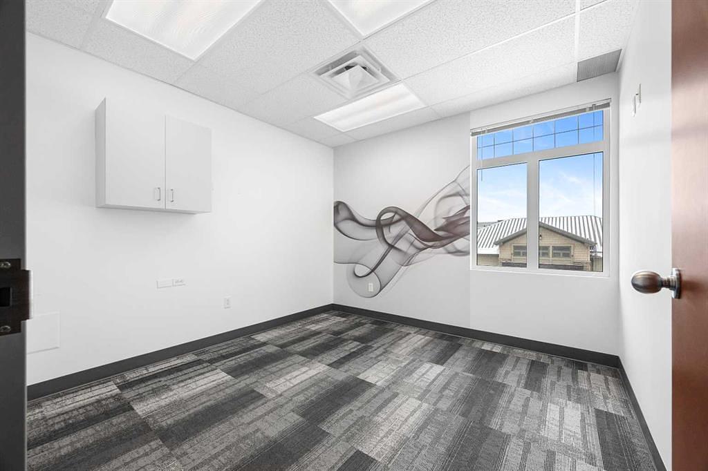 Unit B - 1724 50 Avenue, Lloydminster, AB