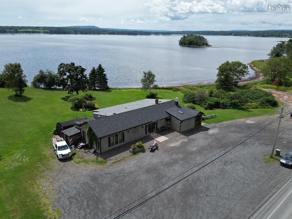 2656 Nova Scotia 376, Pictou, NS