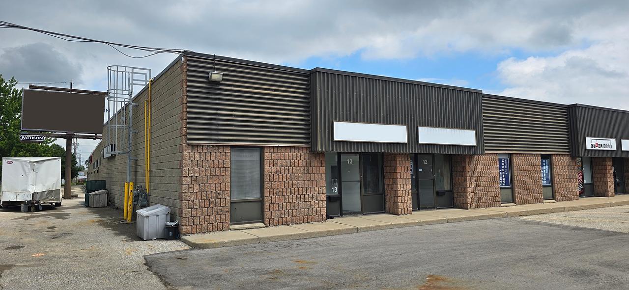 Unit 13 - 610 Newbold Street, London, ON