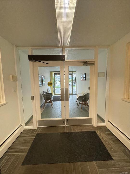 #100 - 1121 Yates Street, Victoria, BC