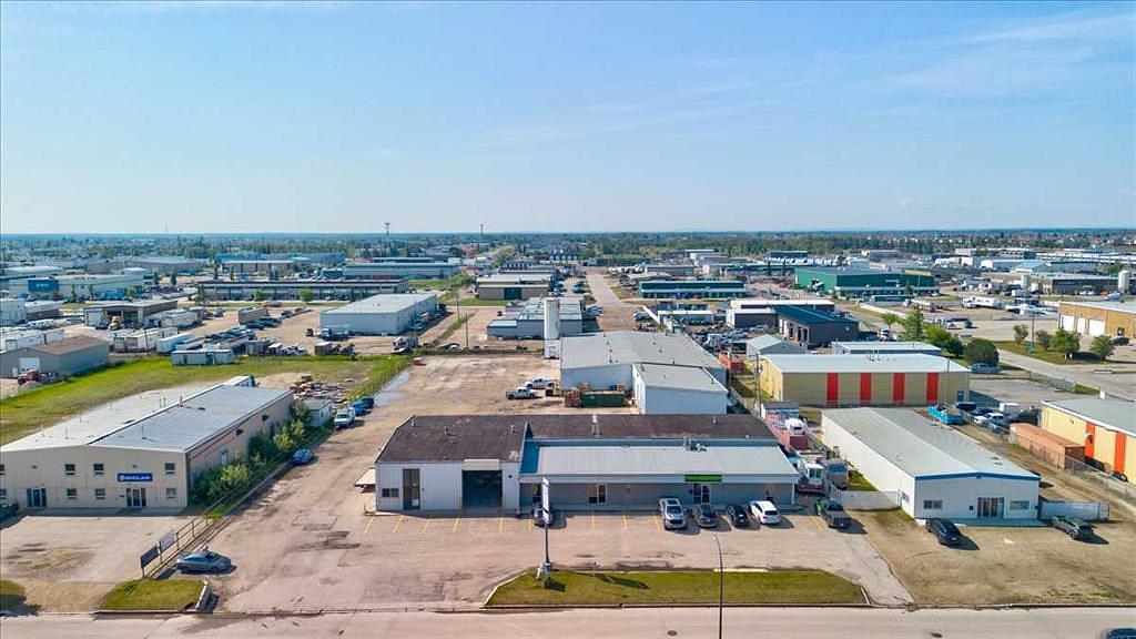 11037 92 Avenue, Grande Prairie, AB