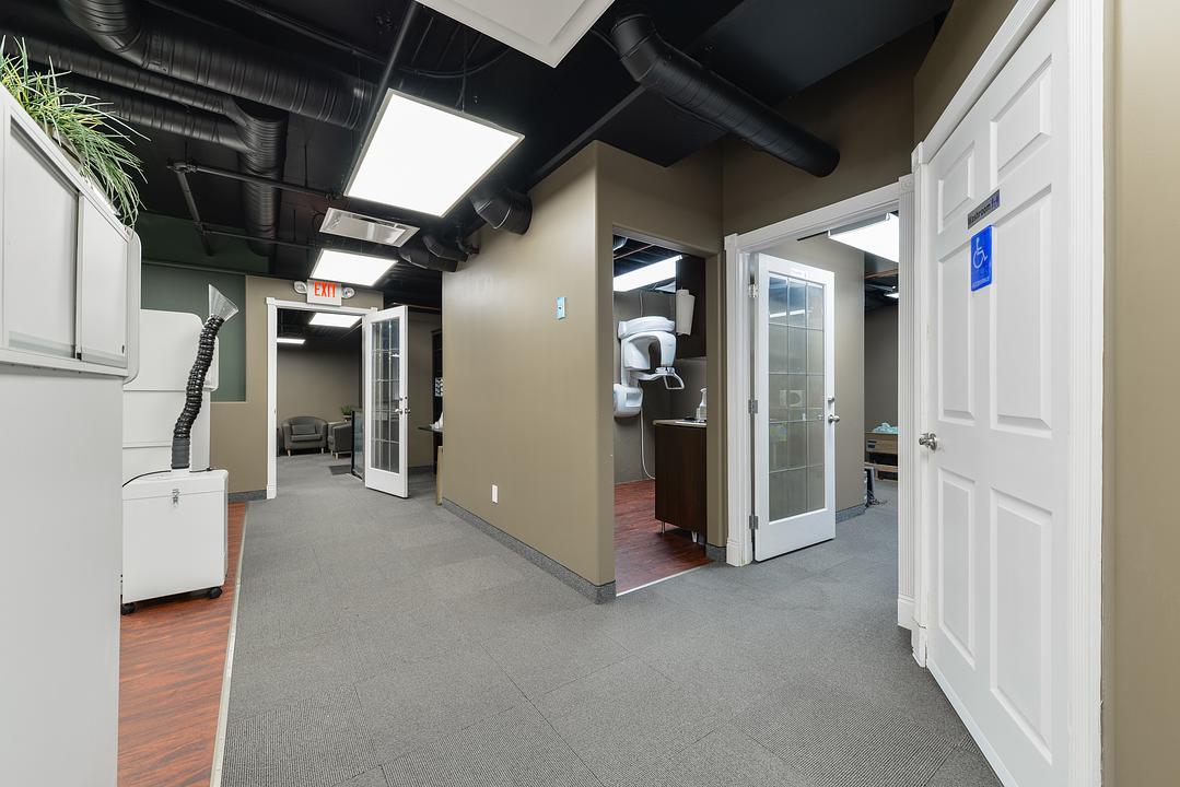 401 - 10154 104 Street Northwest, Edmonton, AB