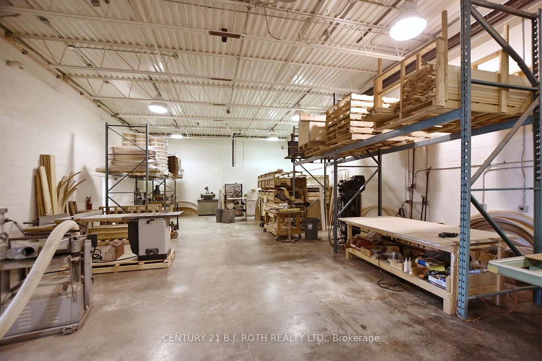 240 9th Avenue East, Owen Sound, ON