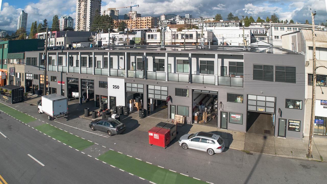 206 - 250 Esplanade East, North Vancouver, BC