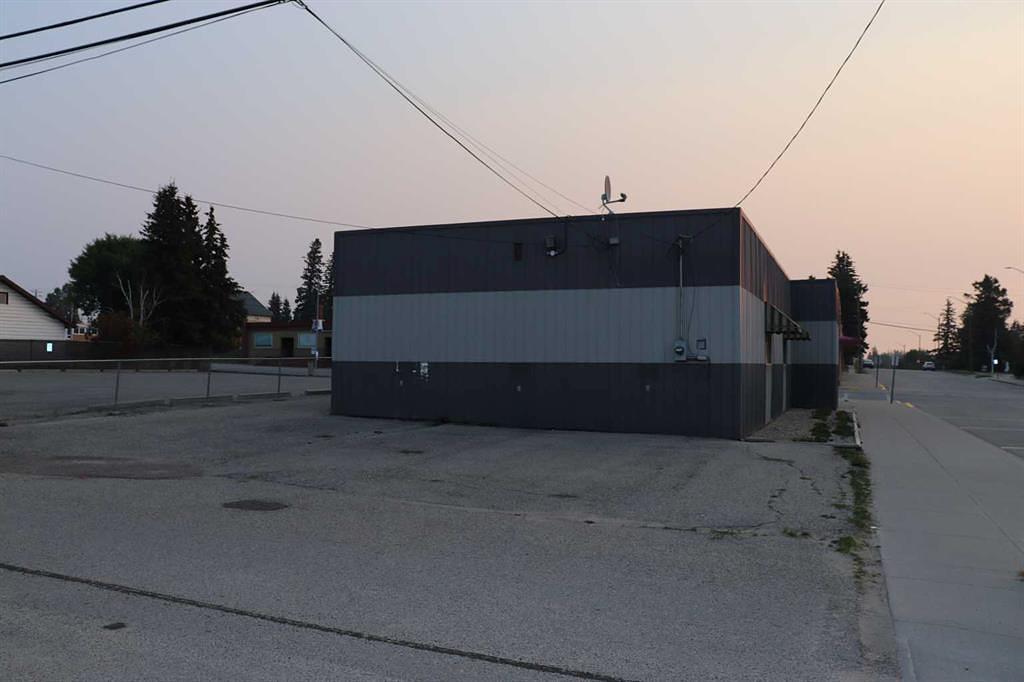 502 50 Street, Edson, AB
