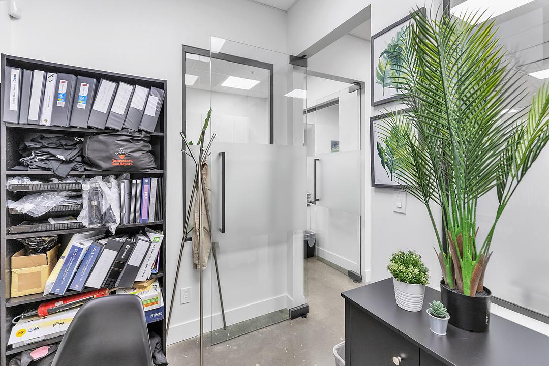 101 - 2493 Montrose Avenue, Abbotsford, BC