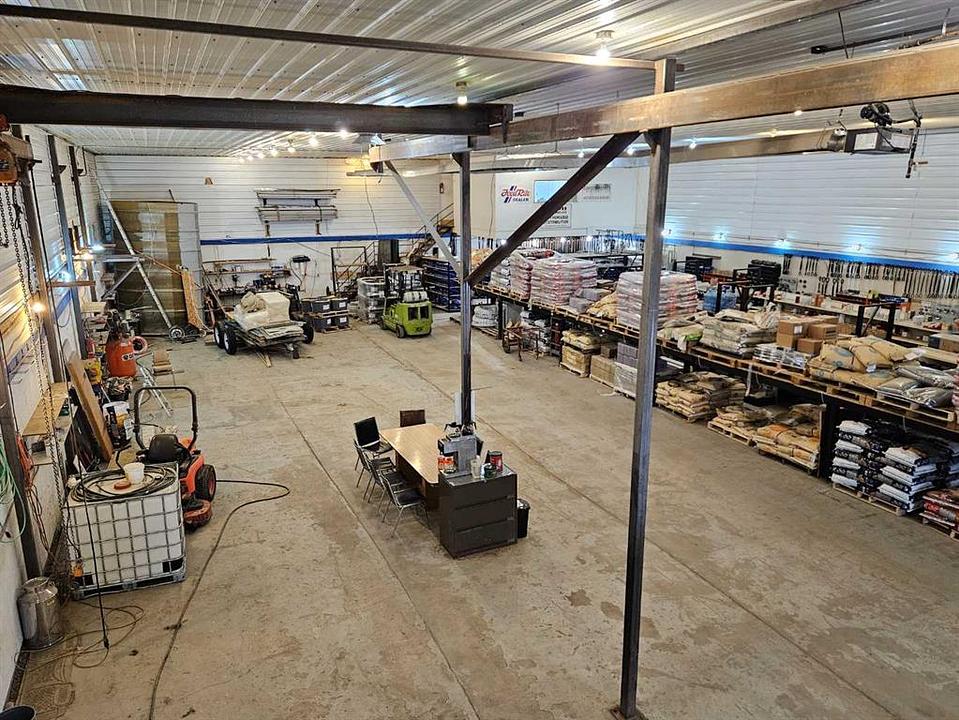 5116 51 Avenue, Meeting Creek, AB