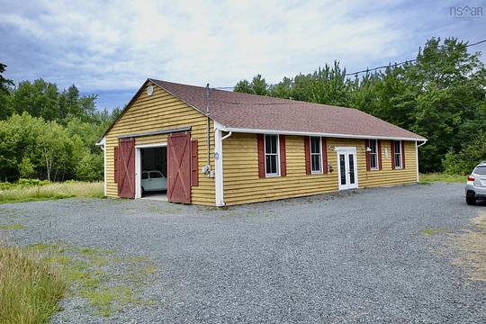 11210 + 11222 Highway 3, Centre, NS
