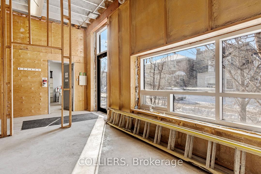 255 Ste-Anne Avenue, Ottawa, ON