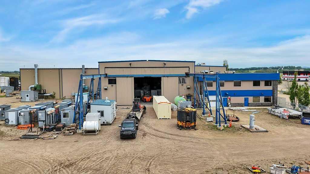 22 Mckenzie Drive, Red Deer County, AB