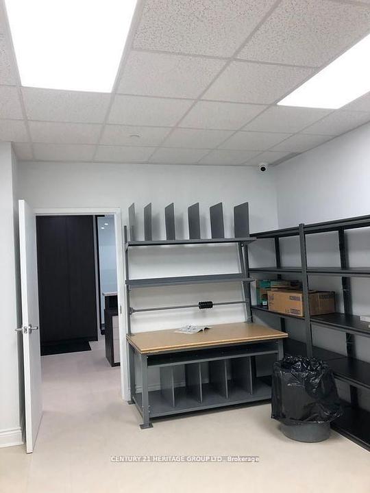 208 - 2875 14th Avenue, Markham, ON
