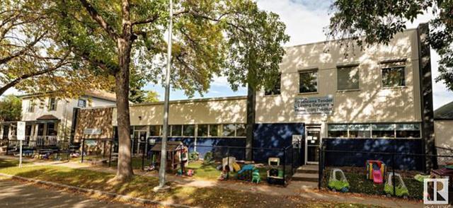 9928 81 Ave NW, Edmonton, AB