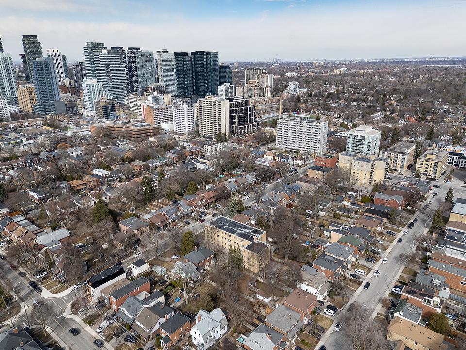 299 Forman Avenue, Toronto, ON