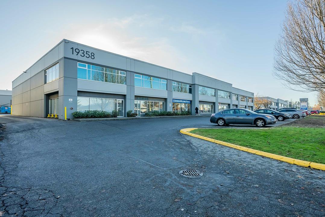 D225 - 19358 96 Avenue, Surrey, BC