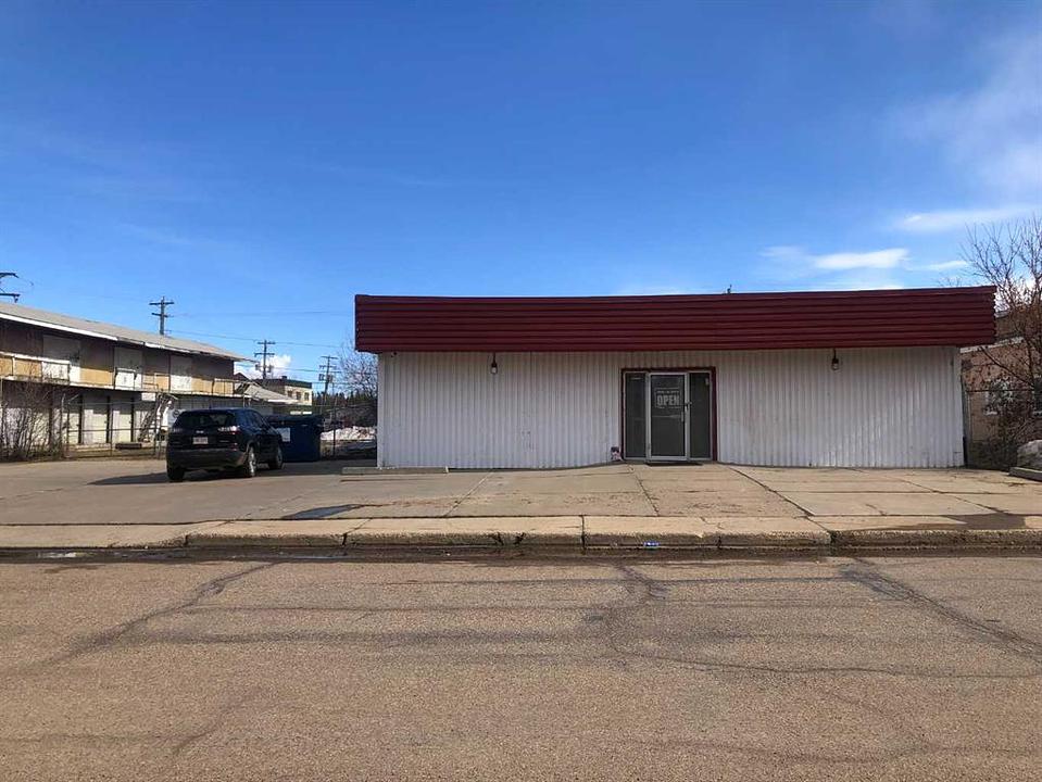 10005 99 Street, High Level, AB