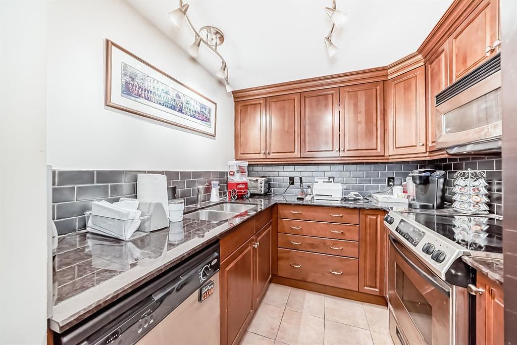 503 - 922 5 Avenue Southwest, Calgary, AB