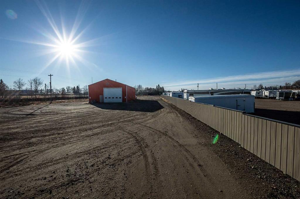 4204 50 Avenue, Stettler, AB