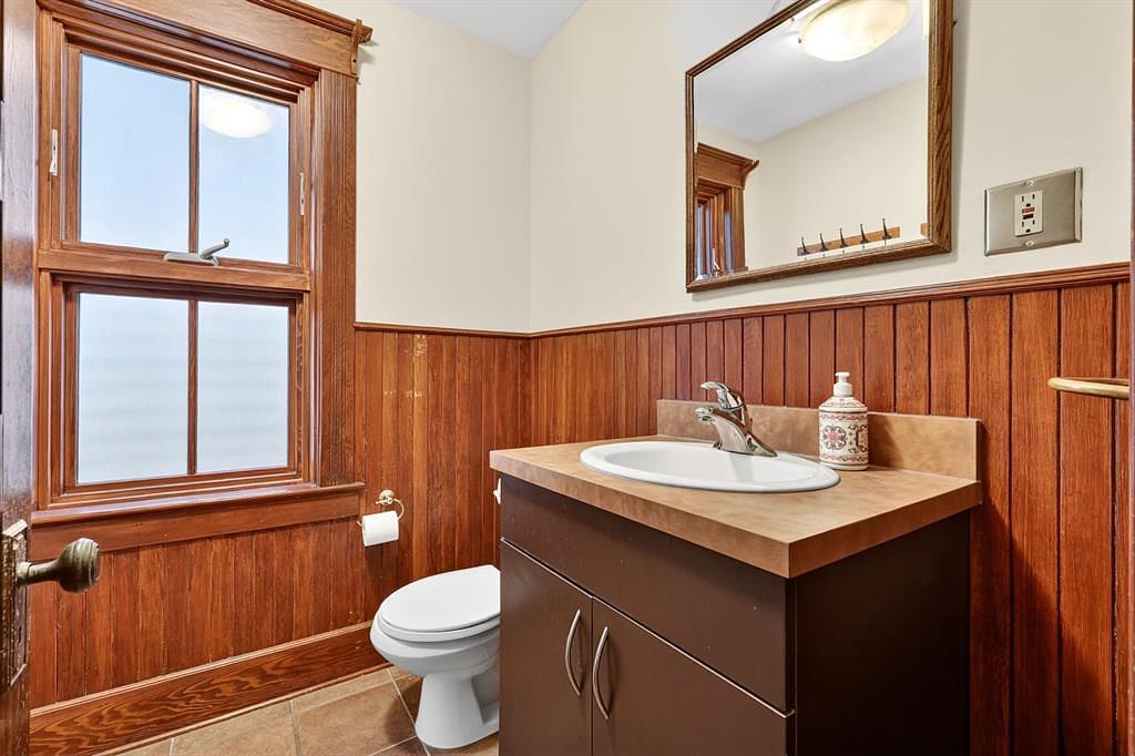1215 14 Avenue Southwest, Calgary, AB