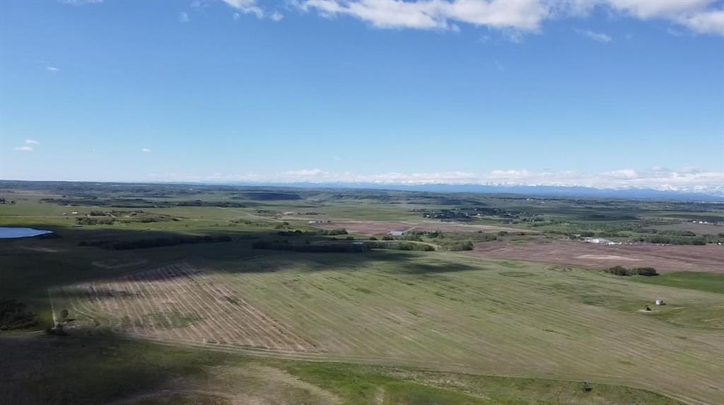 W-5,R-3,T-27,S-22, NW,SW - Lochend Road, Rocky View County, AB