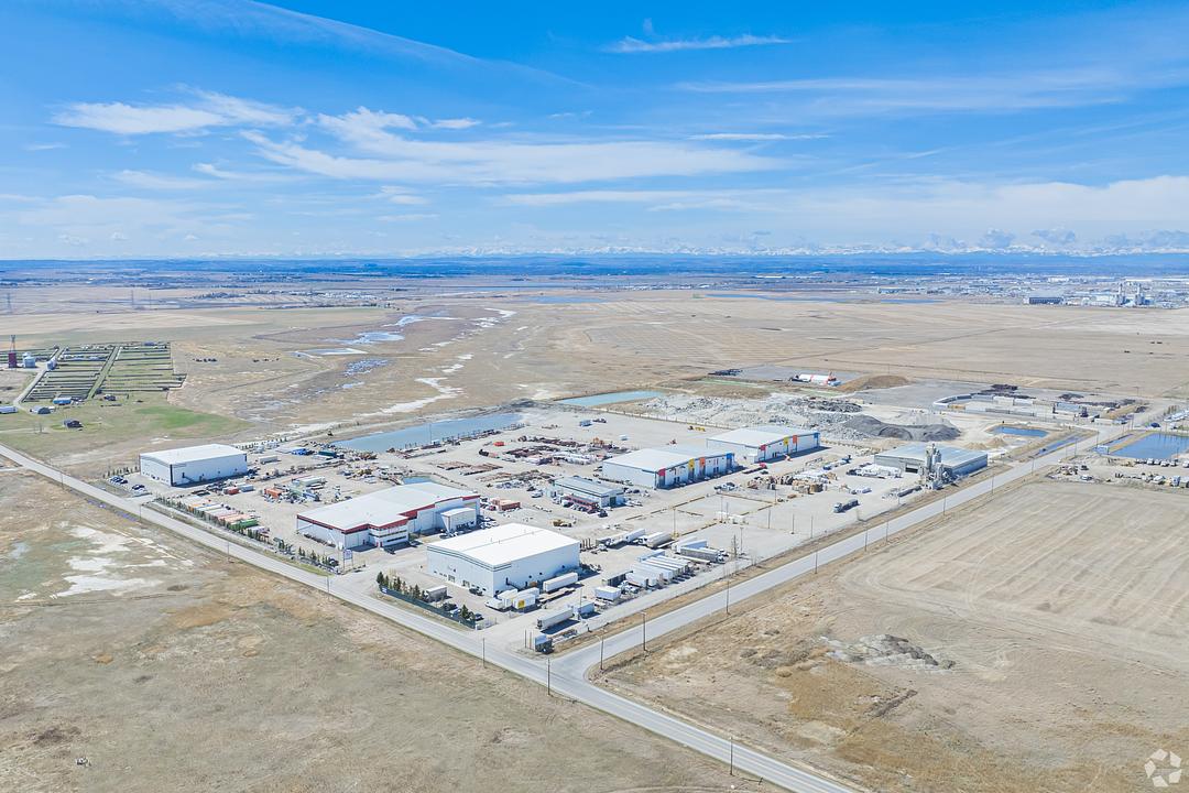 B - 233193 Range Road 283, Calgary, AB