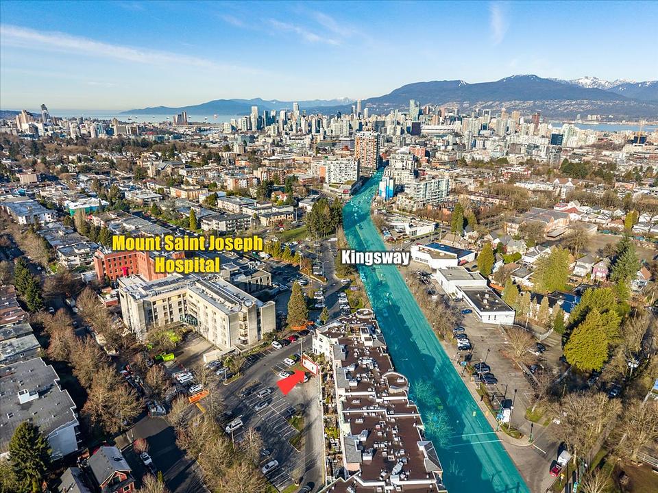103/104 - 103/104, 470 Kingsway, Vancouver, BC