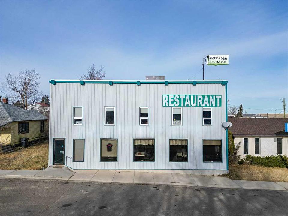 111 1 Avenue South, Coutts, AB
