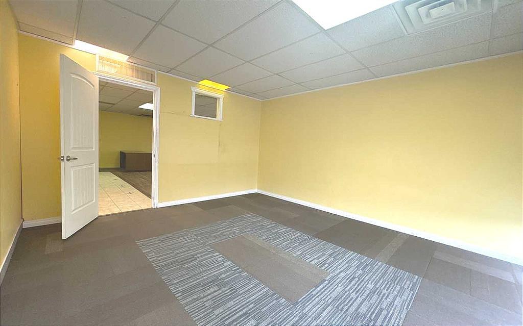 201 - 1710 Centre Street North, Calgary, AB