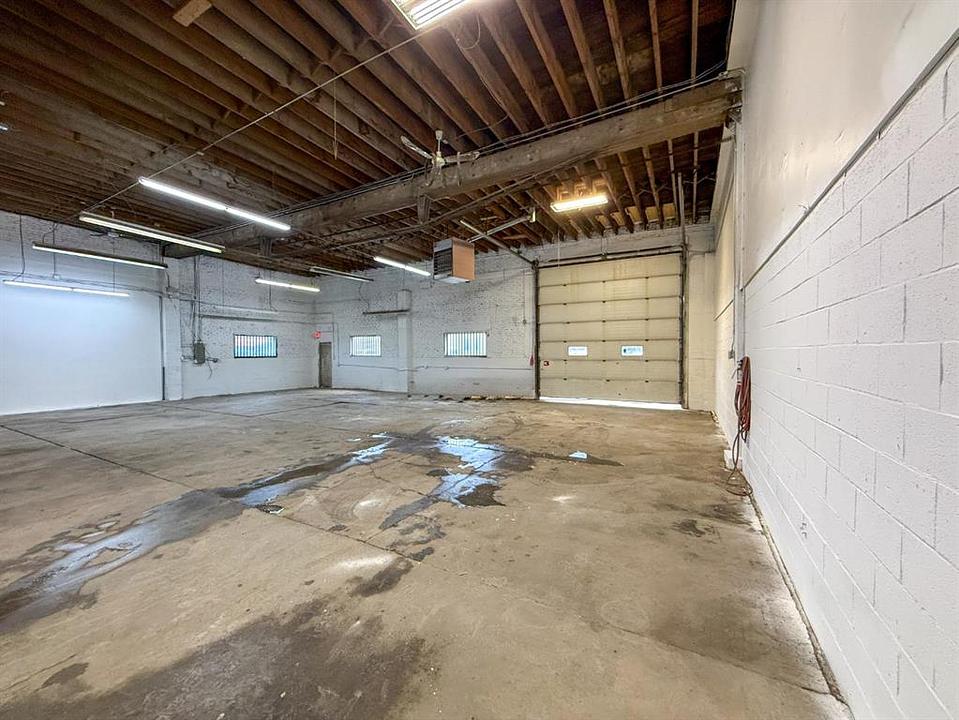 2211 2 Avenue North, Lethbridge, AB