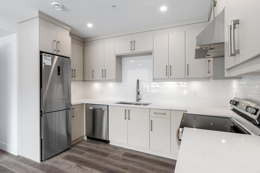 1635 Marine Drive, North Vancouver, BC