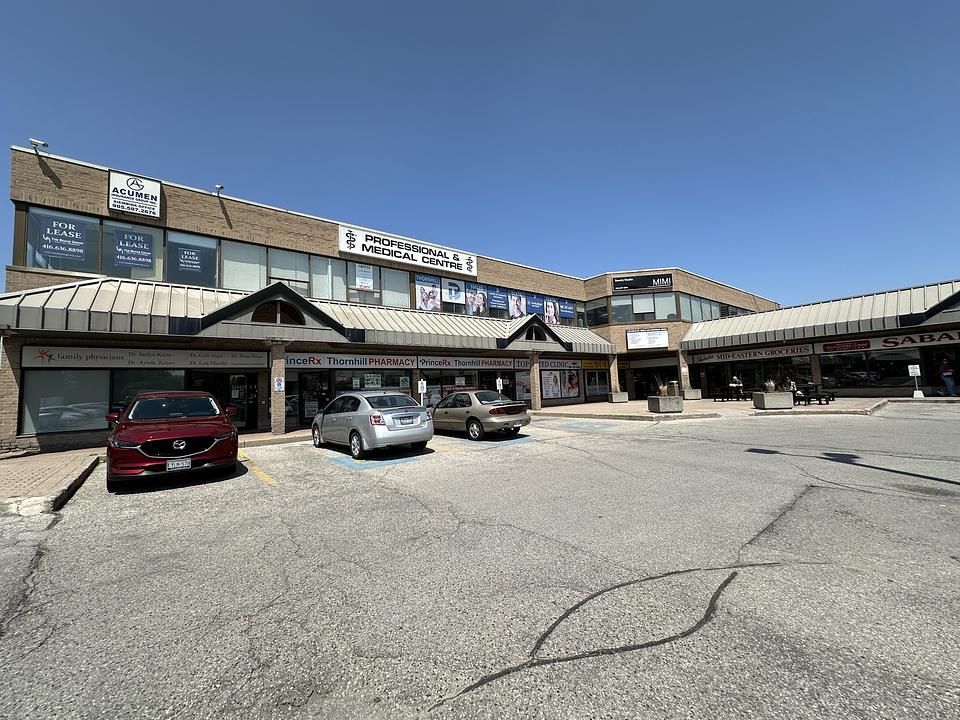Unit 208 - 390 Steeles Avenue West, Vaughan, ON
