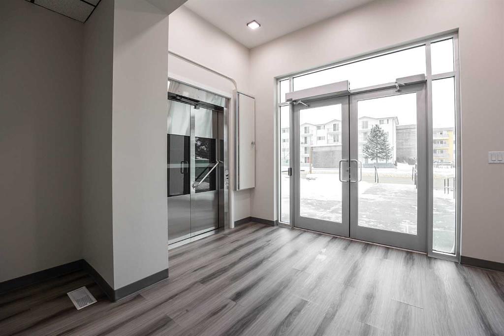 120 - 9401 Franklin Avenue, Fort McMurray, AB