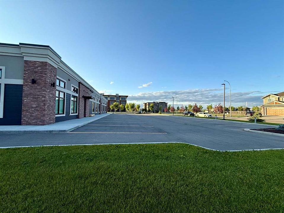 101 - 10501 67th Avenue, Grande Prairie, AB