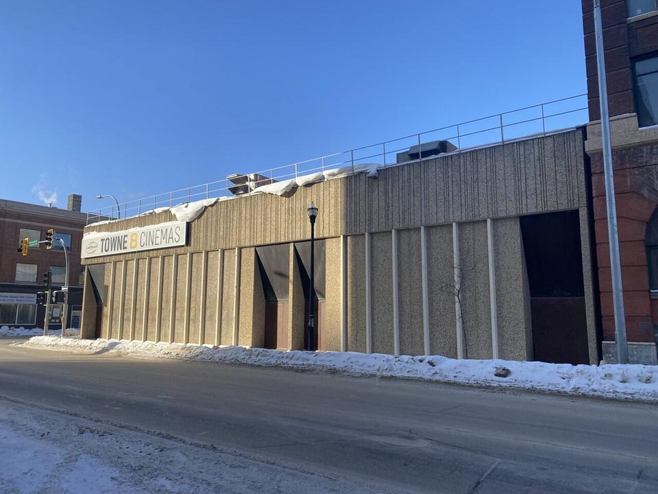 301 Notre Dame Avenue, Winnipeg, MB