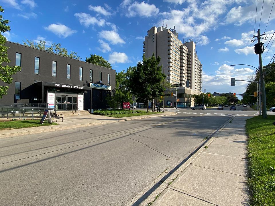 105 - 761 Brant Street, Burlington, ON